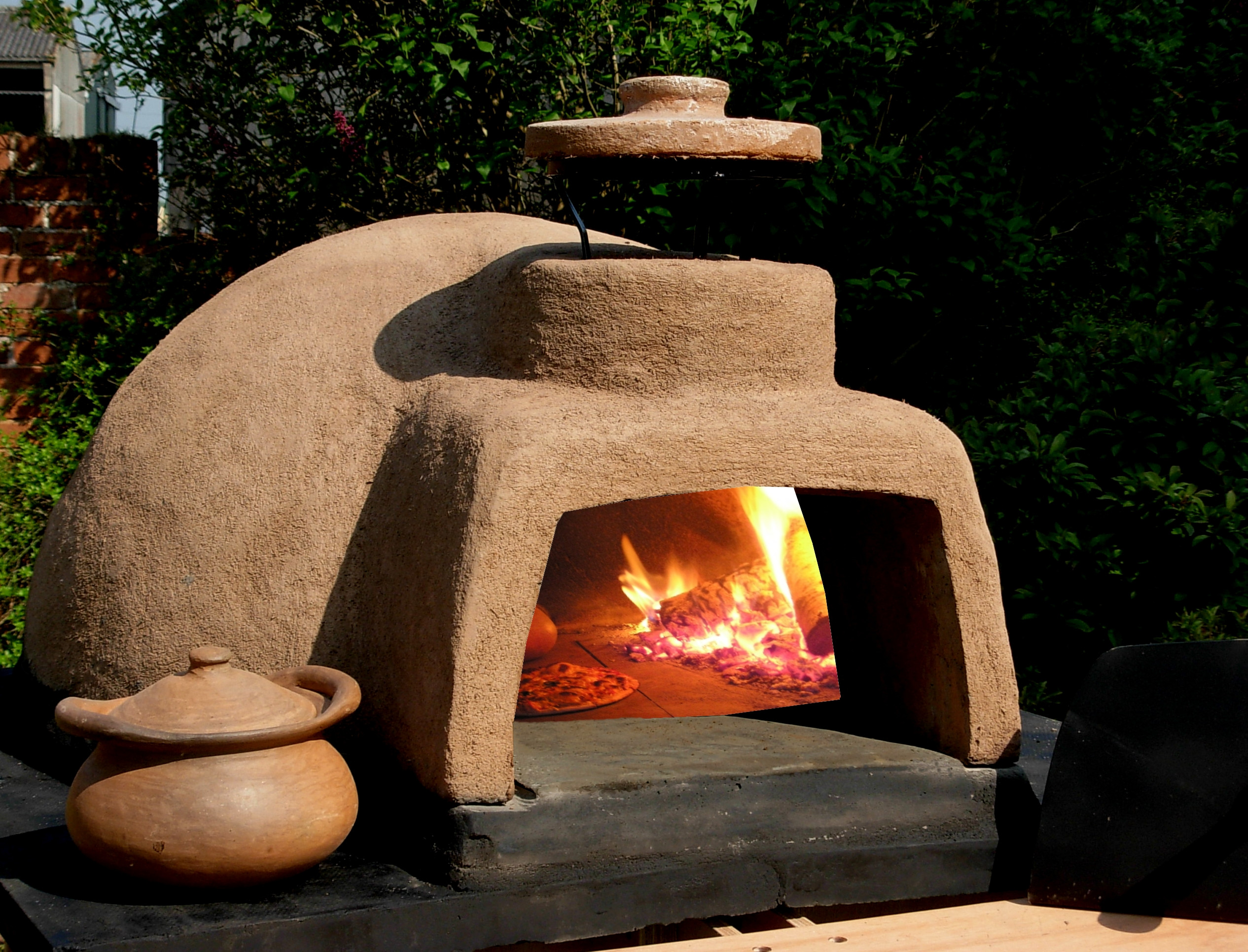 DIY Wood Fired Pizza Oven
 15 DIY Pizza Oven Plans For Outdoors Backing – The Self