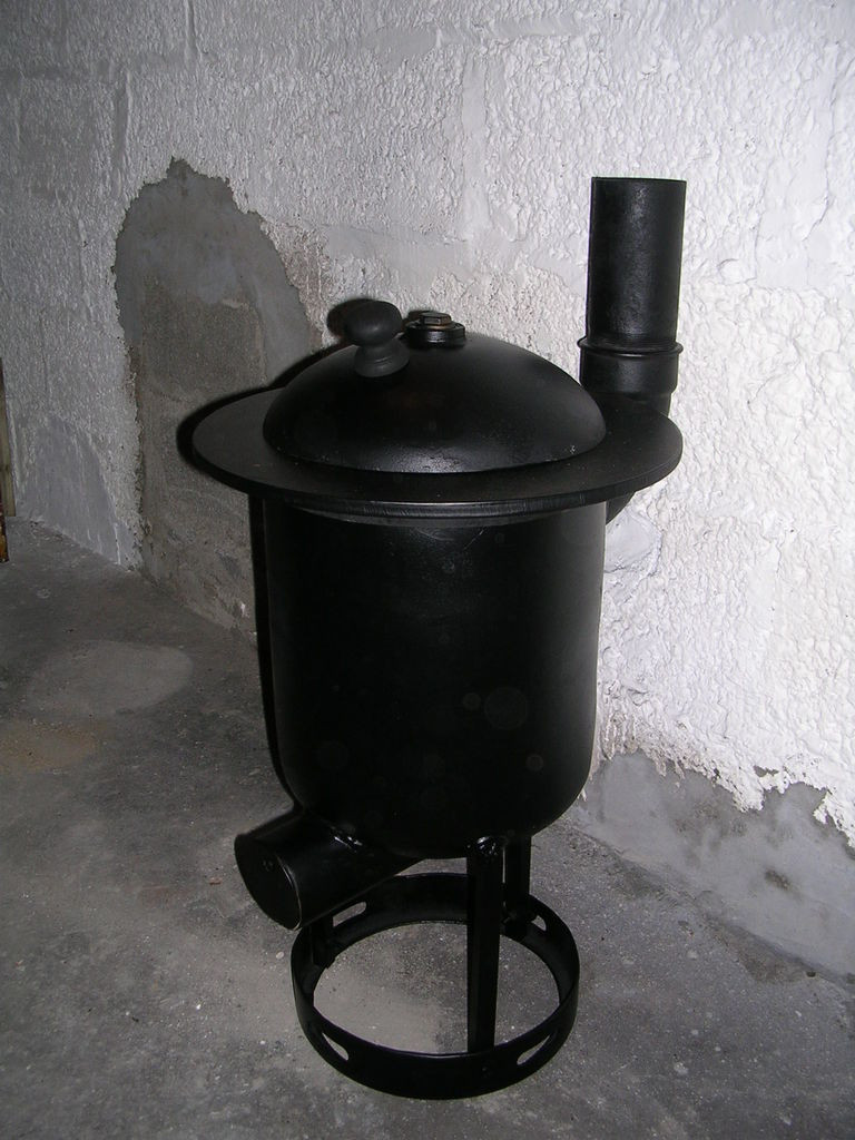 DIY Wood Stove
 12 Homemade Wood Burning Stoves and Heaters Plans and
