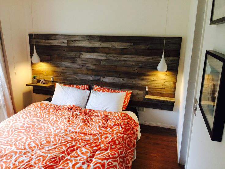 DIY Wooden Headboard With Lights
 Simple Unique Ideas for the Stylish yet Cheap DIY Wood