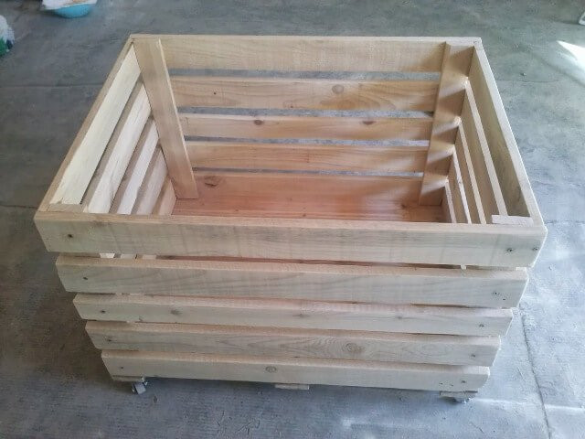 DIY Wooden Storage Box
 DIY Wooden Pallet Storage Box