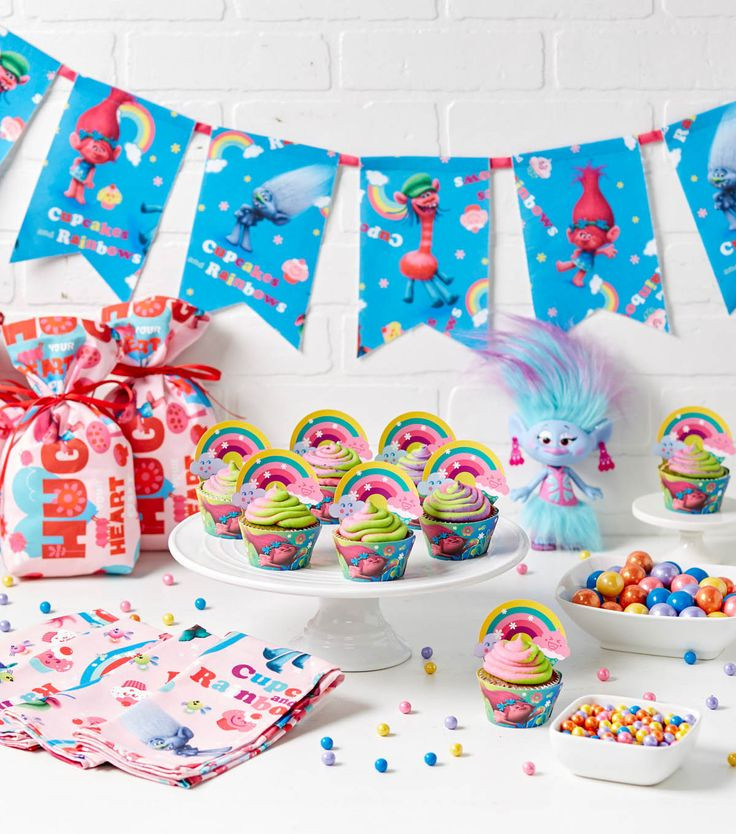 Dreamworks Trolls Birthday Party Ideas
 10 images about Trolls Party on Pinterest