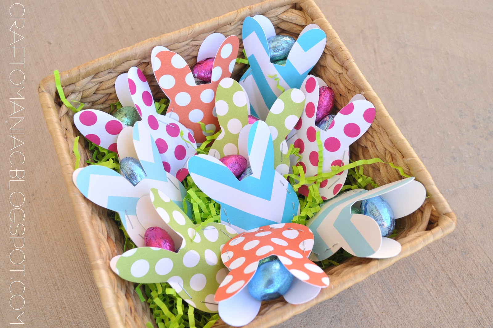 Easter Party Favors Ideas
 Easter Table Treat Favors Craft O Maniac