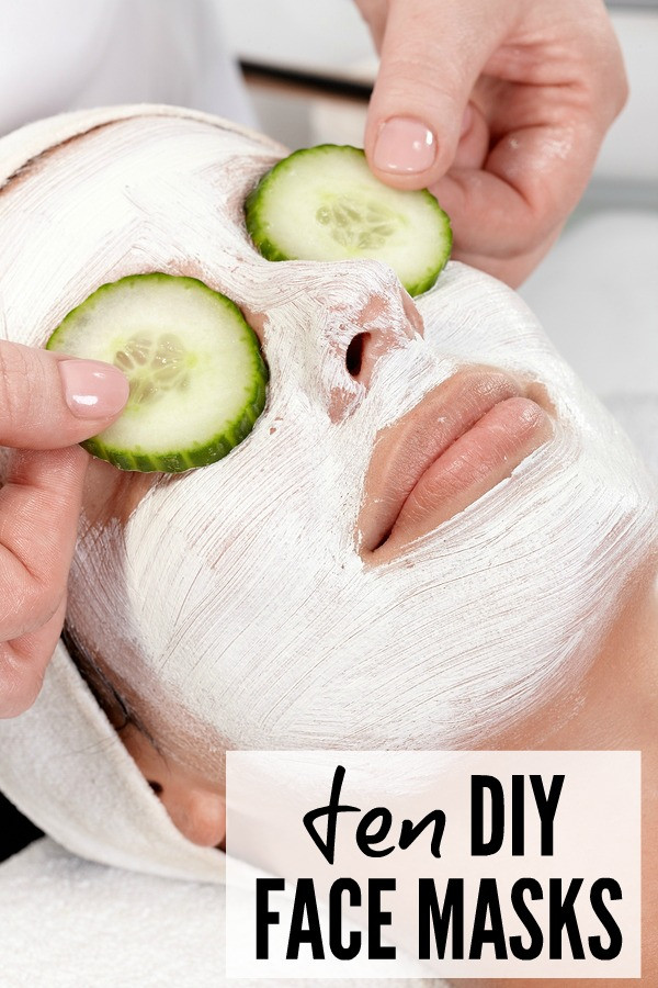 Easy DIY Face Mask
 10 easy & fun DIY face masks for busy moms