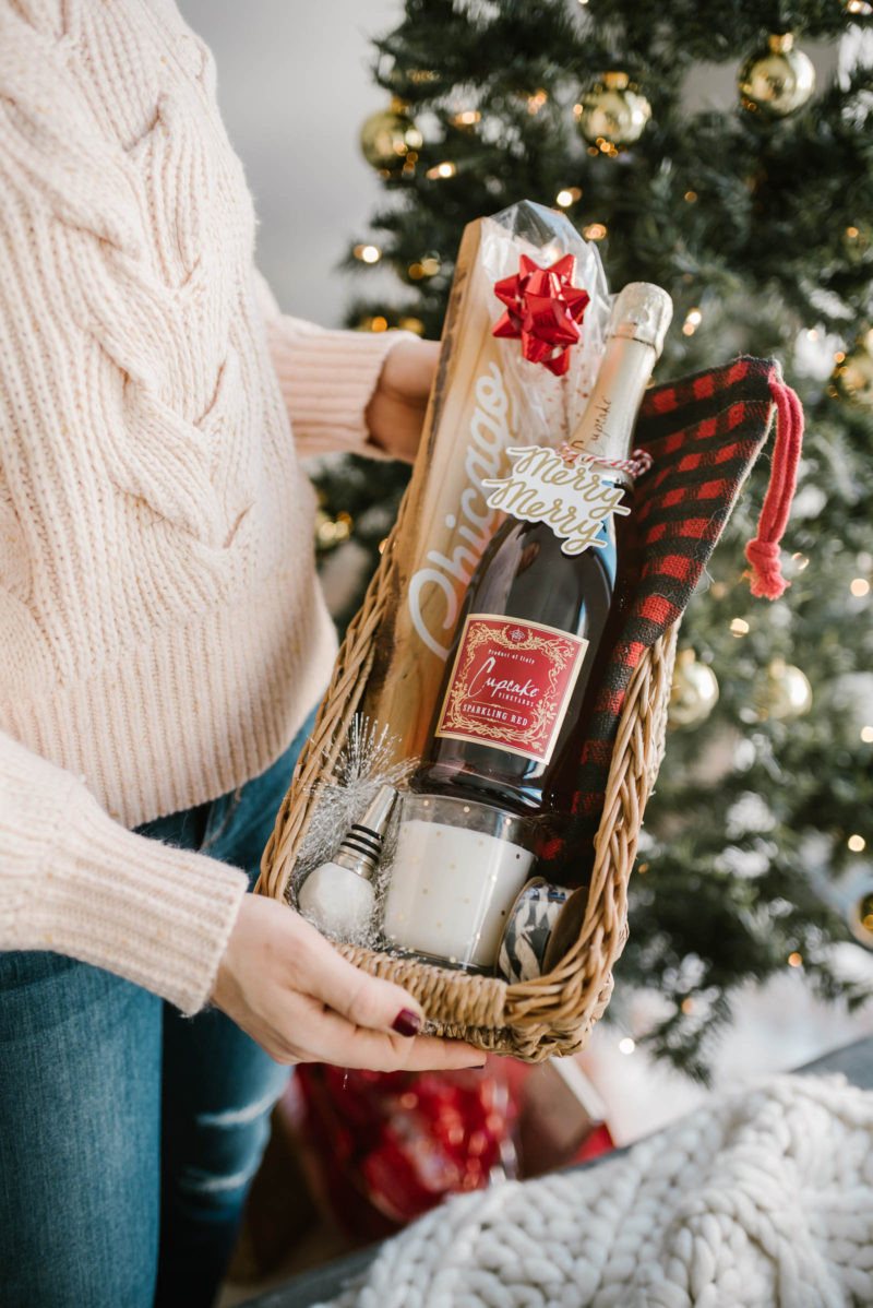 Easy Gift Basket Ideas
 chicago lifestyle blogger on how to make homemade t