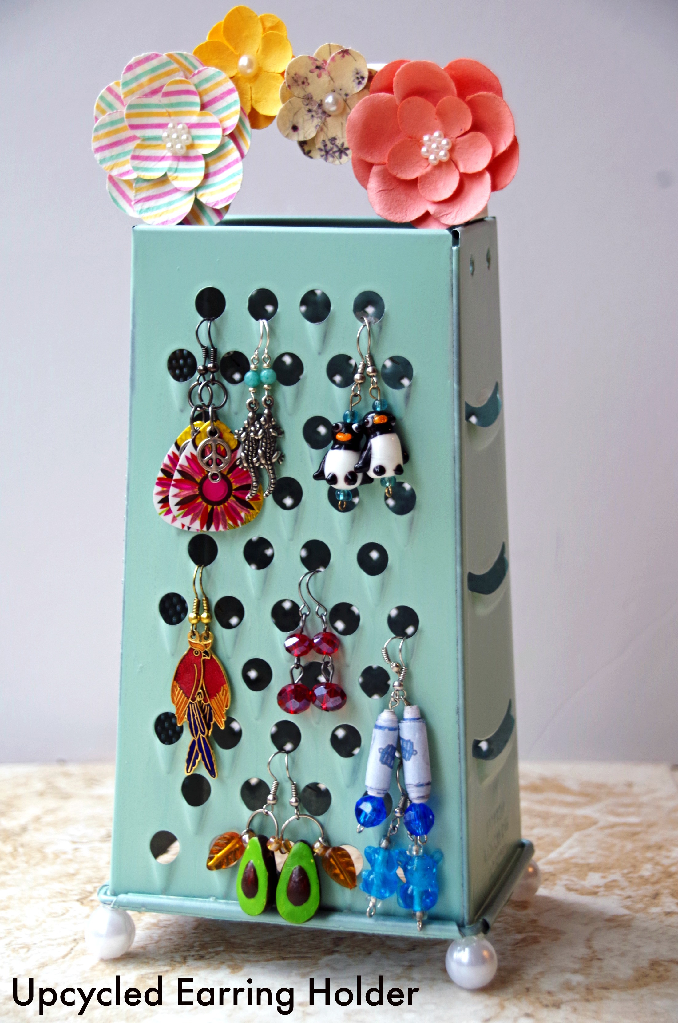 Easy Home Crafts
 Homemade Earring Holder from an Upcycled Cheese Grater