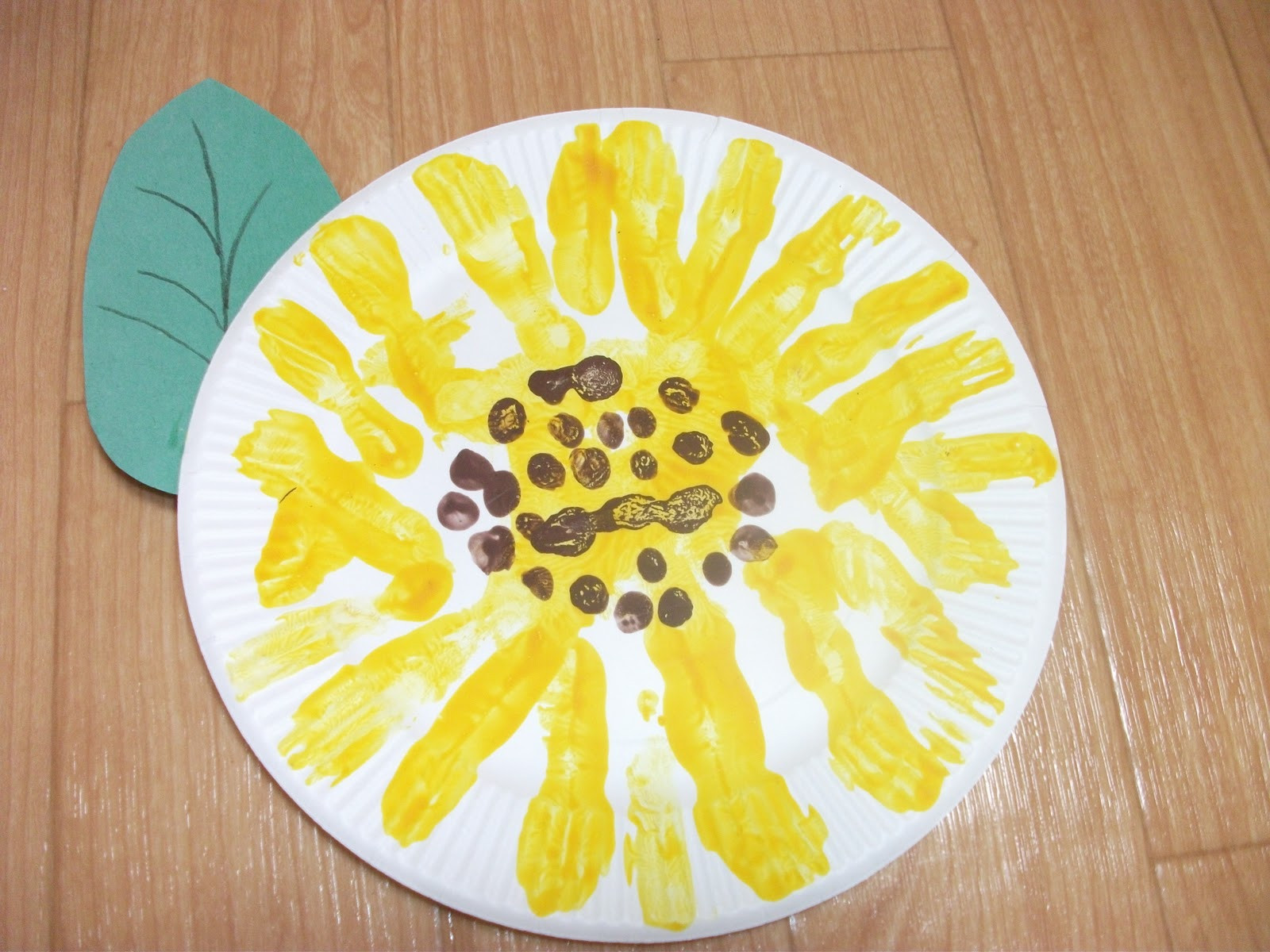 Easy Preschool Craft
 Preschool Crafts for Kids Easy Paper Plate Sunflower Craft