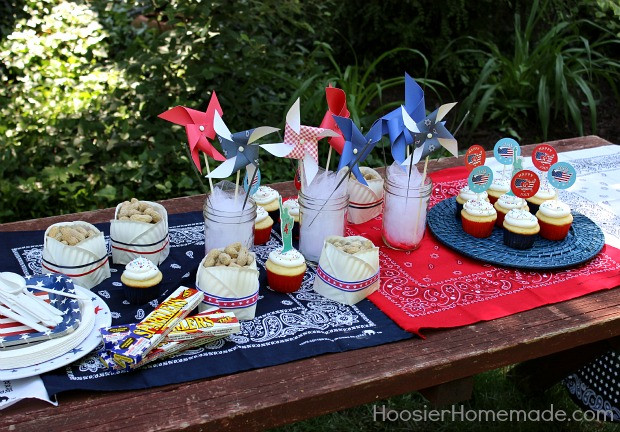Easy Summer Party Decoration Ideas
 Easy Table Decorations Summer Entertaining Hoosier Homemade