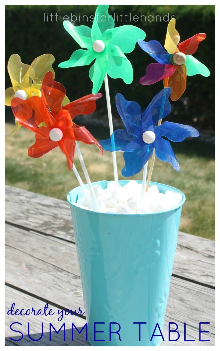 Easy Summer Party Decoration Ideas
 Summer Table Decoration with Pinwheels