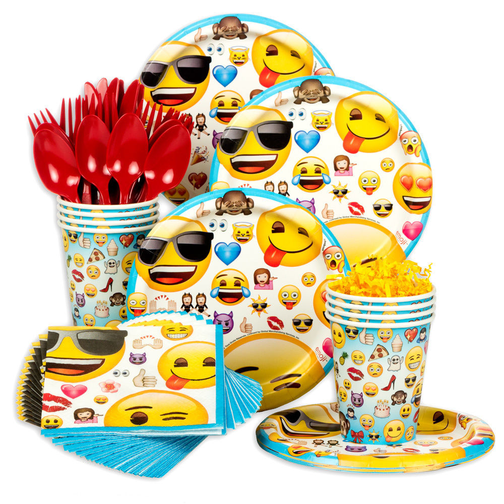 Emoji Birthday Decorations
 Emoji Standard Birthday Party Tableware Kit Serves 8