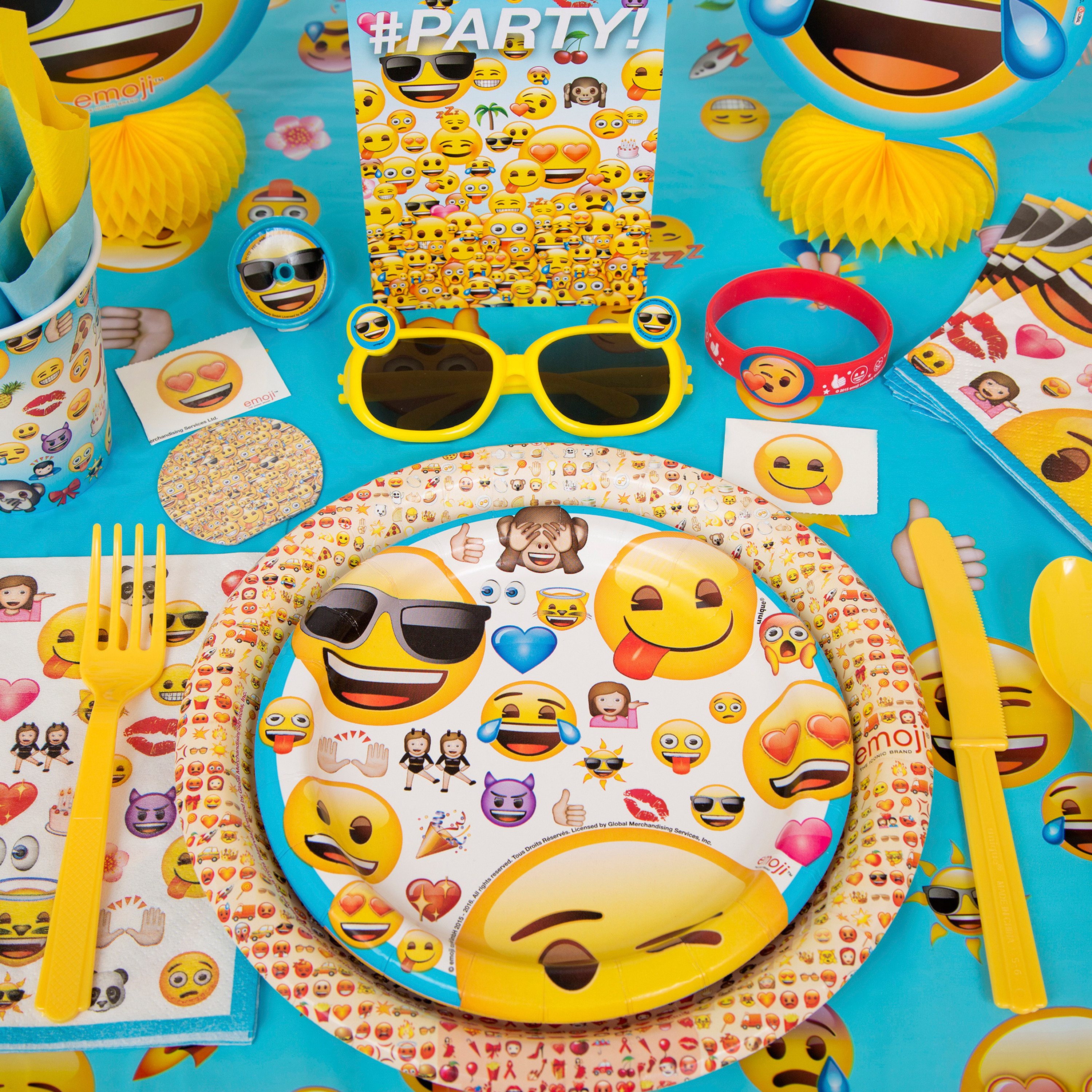 Emoji Birthday Decorations
 Emoji Party Supplies Walmart