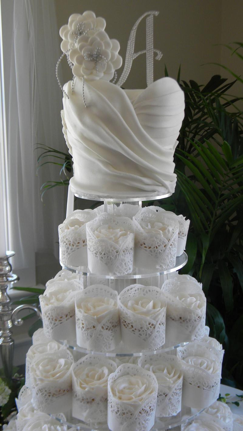 Engagement Party Cake Ideas
 Evolution of Wedding Cakes