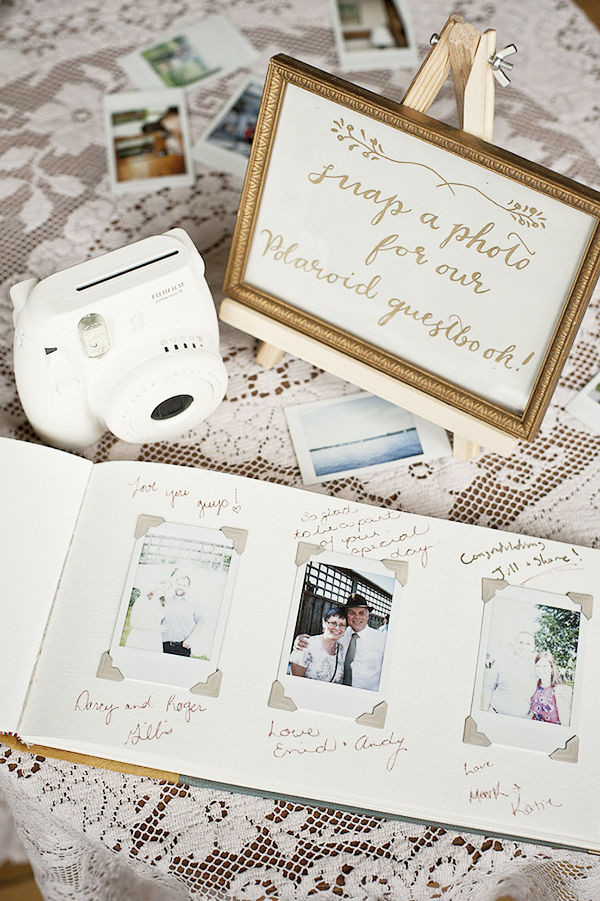 Engagement Party Guest Book Ideas
 12 Engagement Party Details We Can t Get Enough mywedding