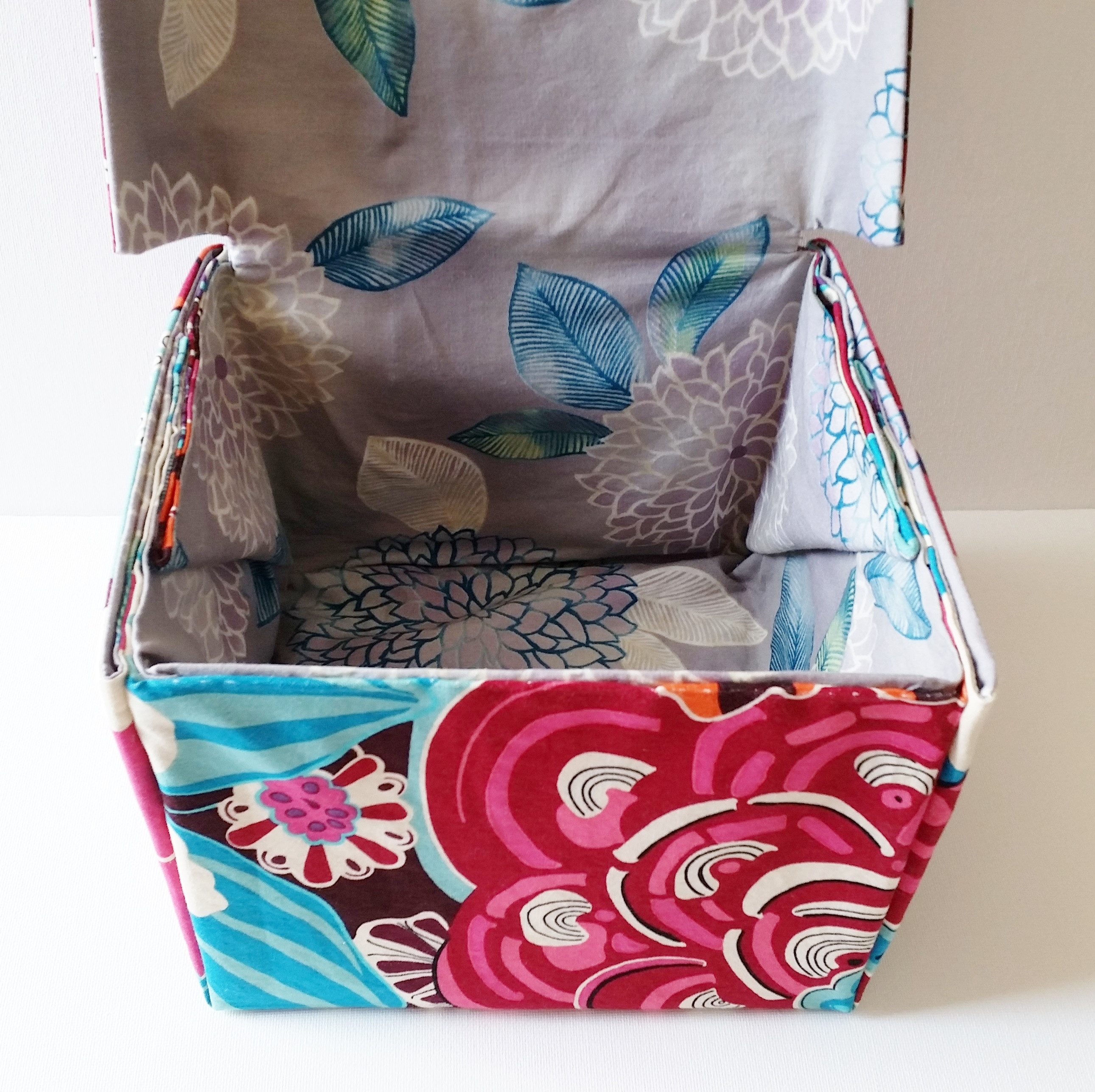Fabric Boxes DIY
 DIY Fabric Box With Lid Tutorial