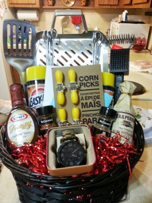 Father Day Gift Basket Ideas
 32 Homemade Gift Basket Ideas for Men