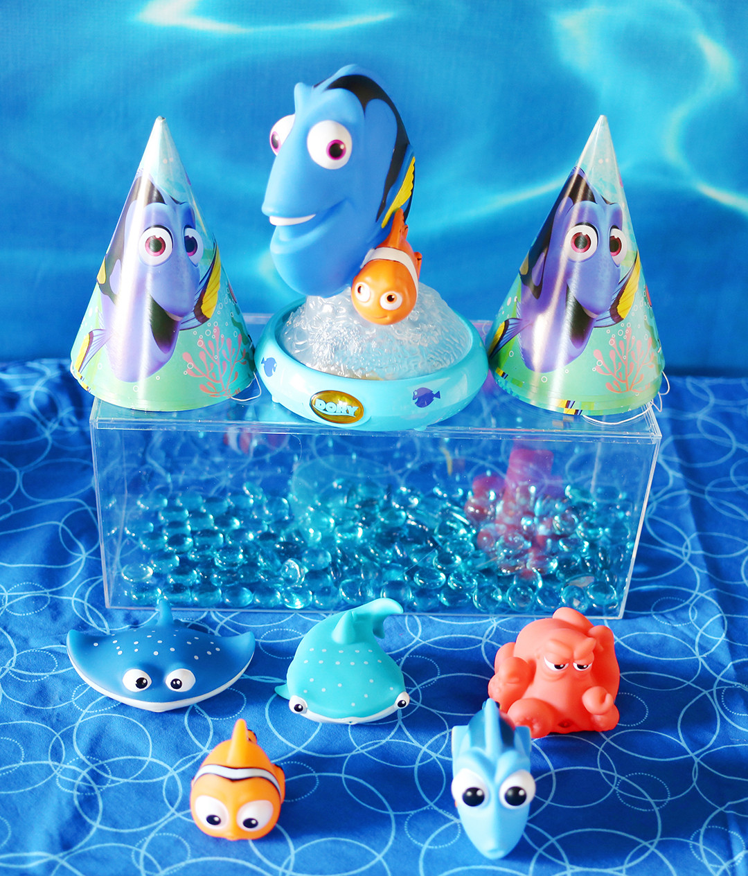Finding Dory Pool Party Ideas
 DIY Finding Dory Inspired Party Game