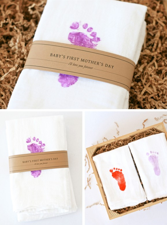 First Mother Day Gift Ideas From Baby
 Baby s First Mother s Day Gift Idea Paging Supermom