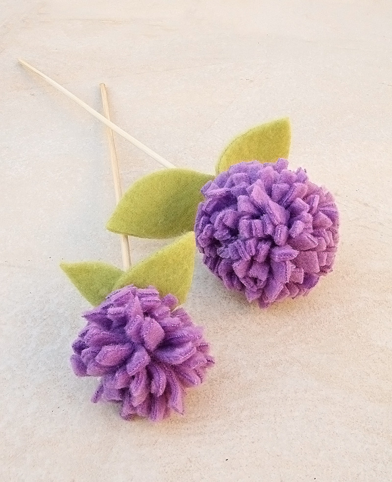 Flower Crafts For Adults
 Fleece Pom Pom Flower Craft For Kids And Adults