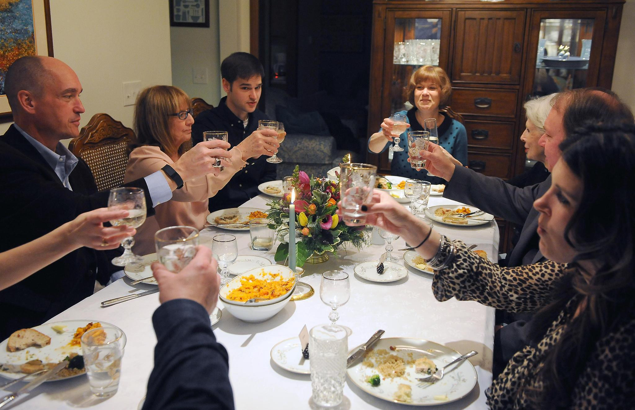Formal Dinner Party Ideas
 Is hosting a classic dinner party worth the fuss
