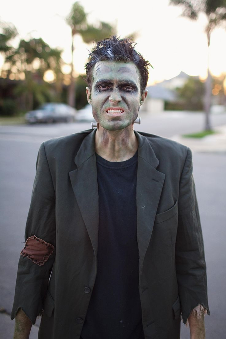 Frankenstein Costume DIY
 Best 25 Frankenstein costume ideas on Pinterest