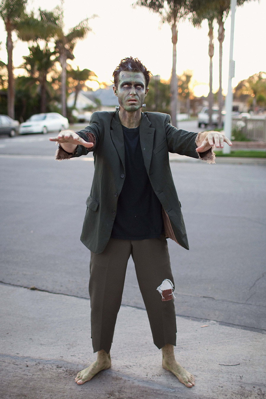 Frankenstein Costume DIY
 MONSTER FAMILY COSTUME DIY Tell Love and Party