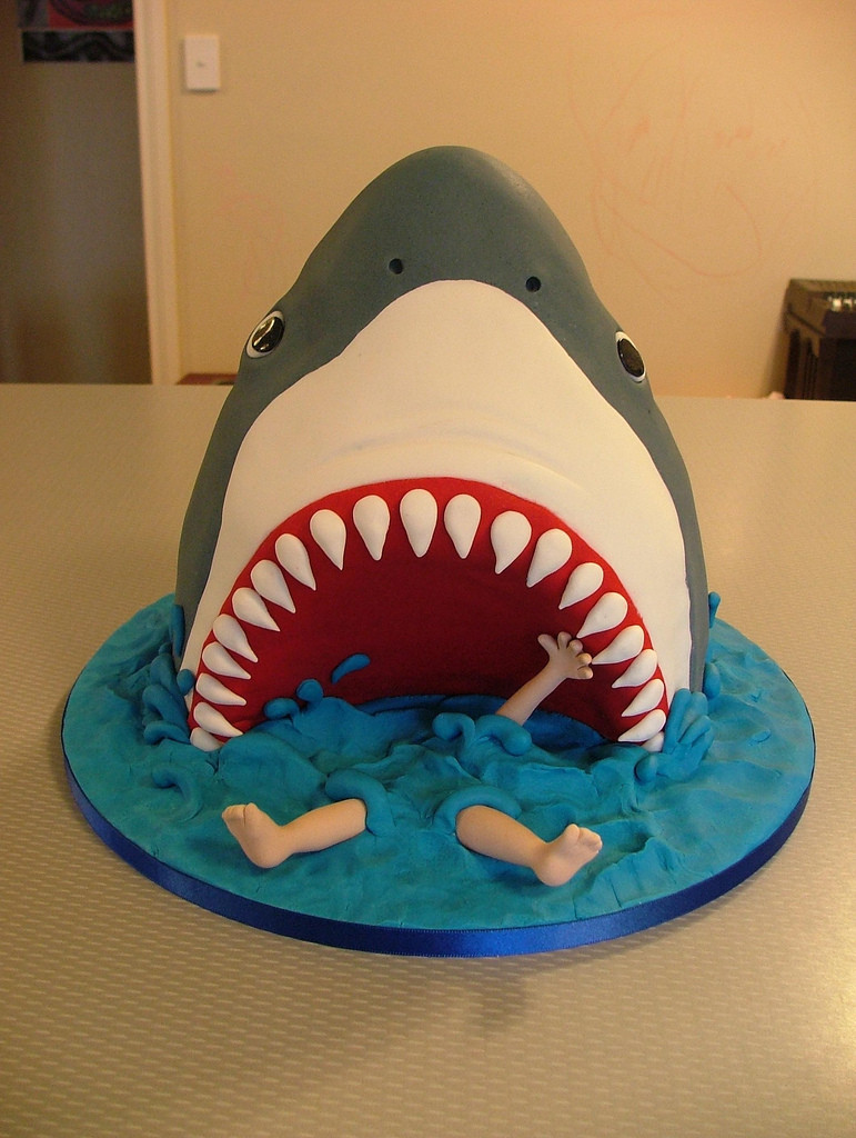 Funny Birthday Cake Pictures
 Funny Shark Fish Cake