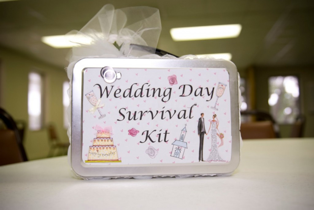 Gift Ideas For Bride On Wedding Day
 Top 10 Best Bridal Shower Gift Ideas on Wedding Invitation