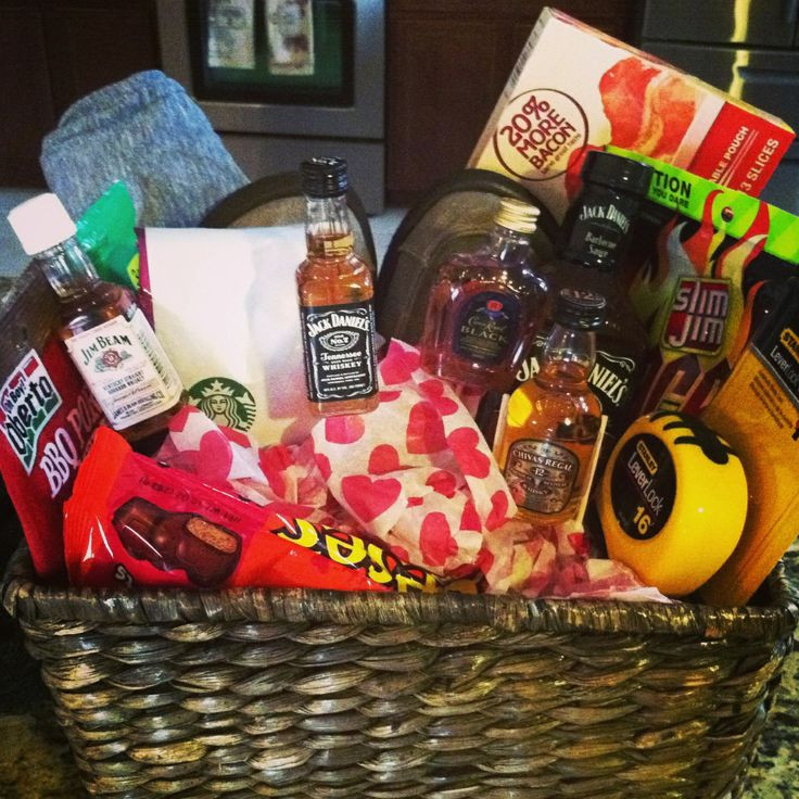 Gift Ideas For Him On Valentine'S Day
 26 best images about valentine t basket on Pinterest