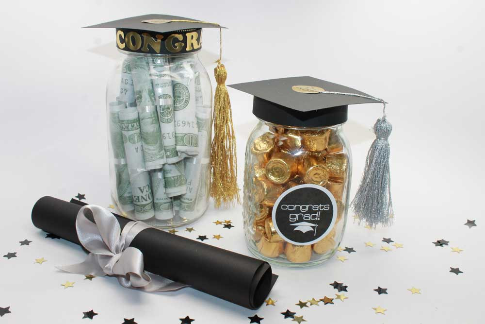 Graduation Craft Gift Ideas
 DIY Graduation Mason Jar Party Gifts Favors Free Printable