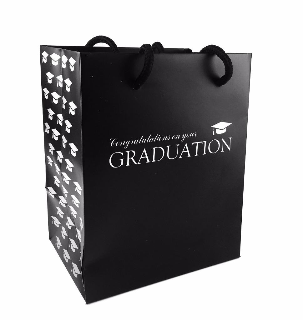 Graduation Gift Bag Ideas
 Graduation Gift Bags Present their Gift in Style