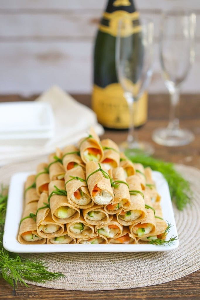 Graduation Party Appetizer Ideas
 Smoked Salmon and Cream Cheese Diplomas for Graduation