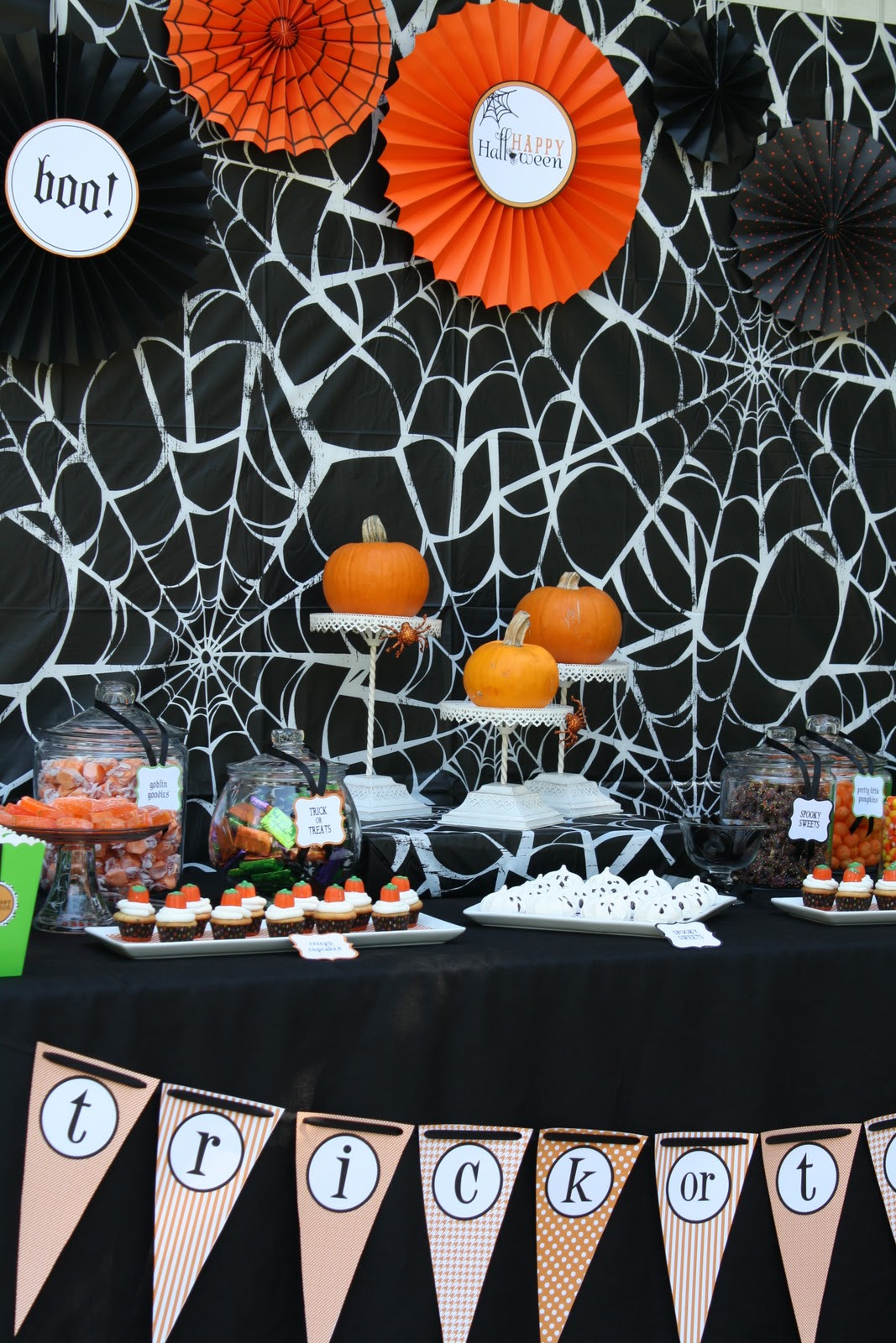 Halloween Birthday Party Decoration Ideas
 A Halloween Pumpkin Carving Party Anders Ruff Custom