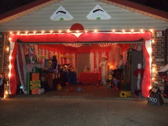 Halloween Garage Party Decorating Ideas
 Best 25 Scary carnival ideas on Pinterest