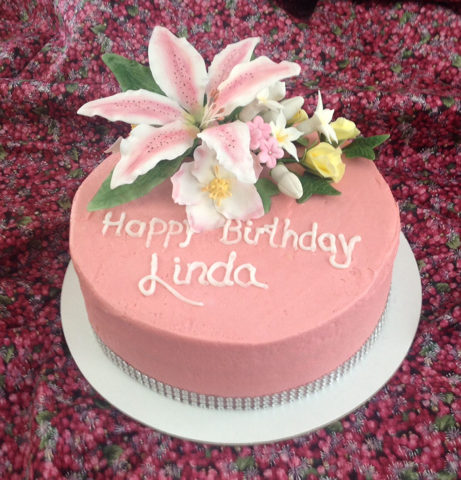 Happy Birthday Linda Cake
 Happy Birthday Linda flower & paper crafting