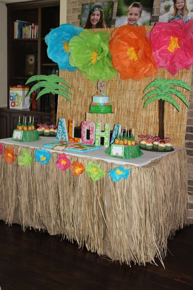 Hawaiian Beach Party Theme Ideas
 Best 25 Hawaiian luau party ideas on Pinterest