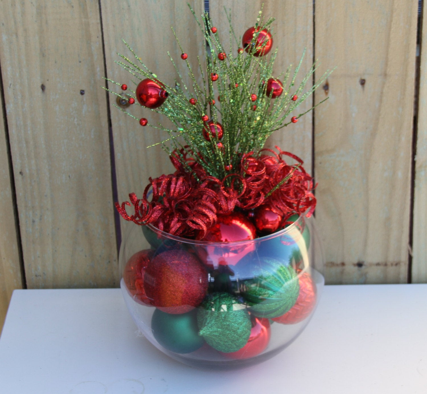Holiday Party Centerpiece Ideas
 Christmas Table Decor Centerpiece Red and Green for Holiday