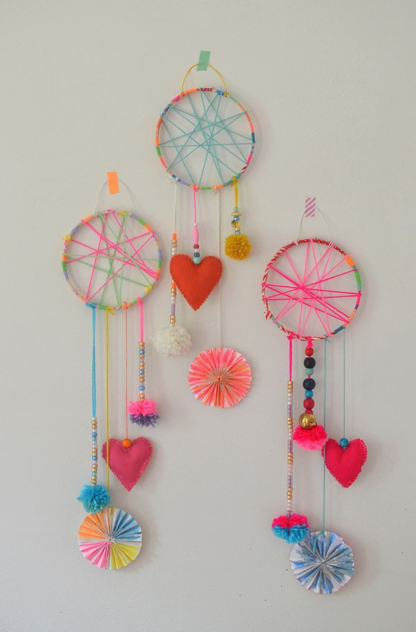 Home Made Crafts
 Amazing photographs of diy crafts of dream catcher