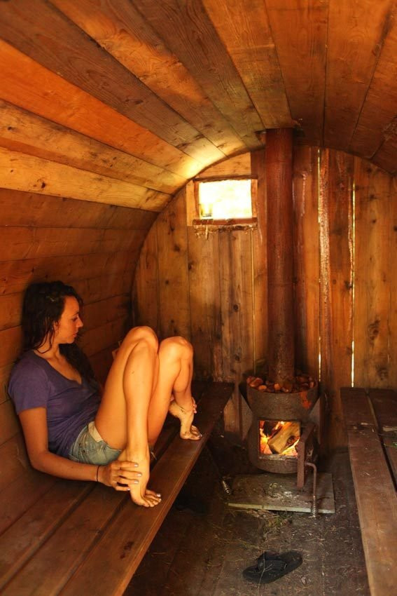 Home Sauna DIY
 10 inspiring designs for the perfect lakeside sauna