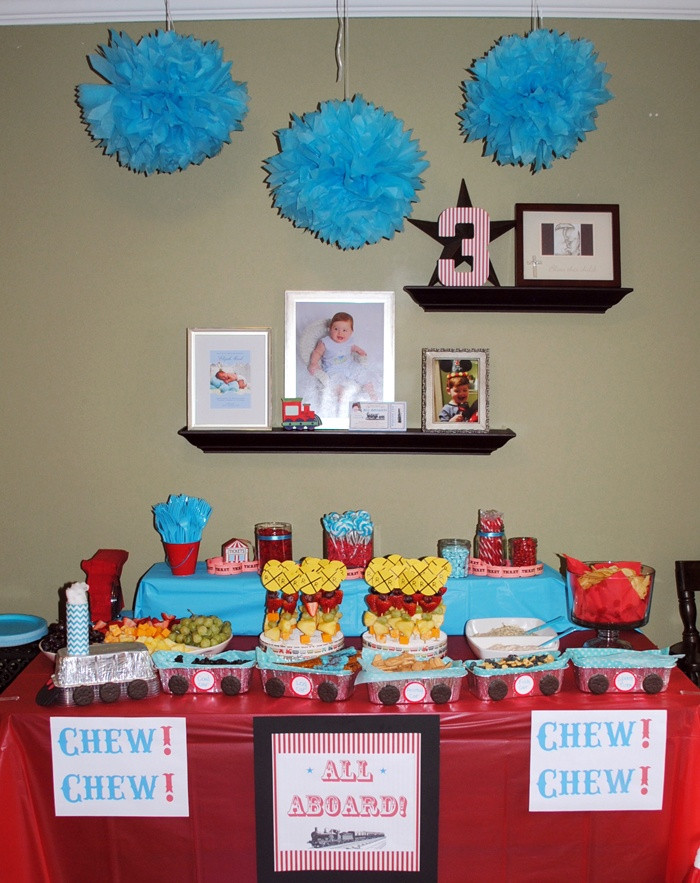 Ideas For 3 Year Old Birthday Party
 Railroad Train Themed Birthday Party for 3 year old boy