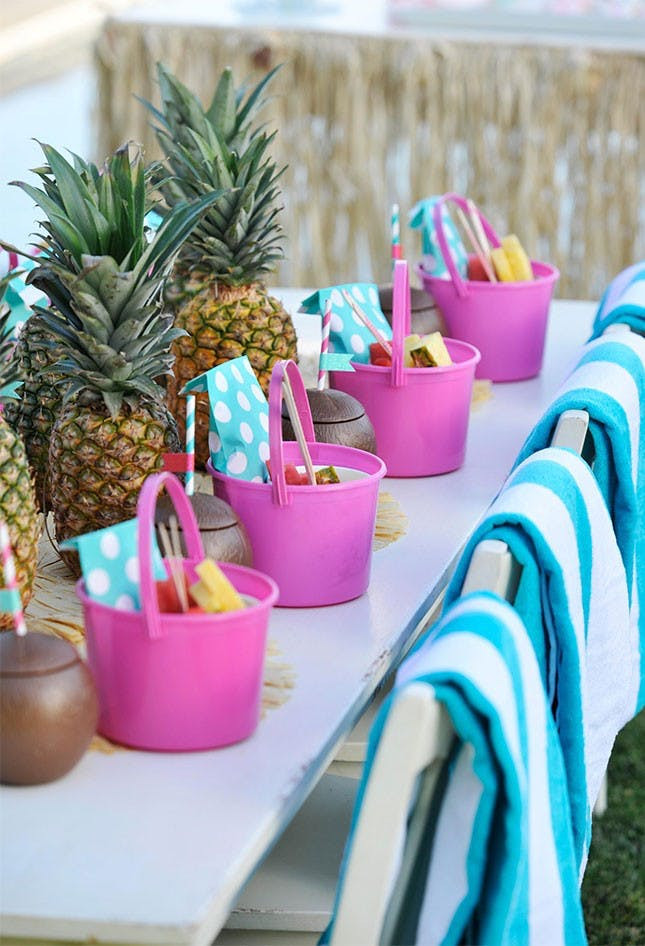 Kids Pool Party Ideas
 18 Ways to Make Your Kid’s Pool Party Epic