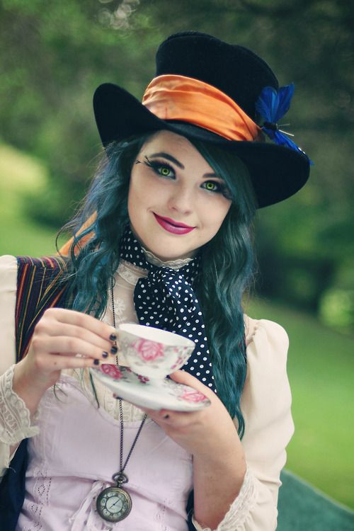 Mad Hatter Tea Party Costume Ideas
 Best 25 Mad hatter costumes ideas on Pinterest