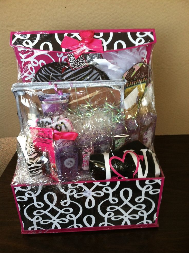 Make Up Gift Basket Ideas
 DIY BEAUTY Gift BASKET These are a lot of fun to make
