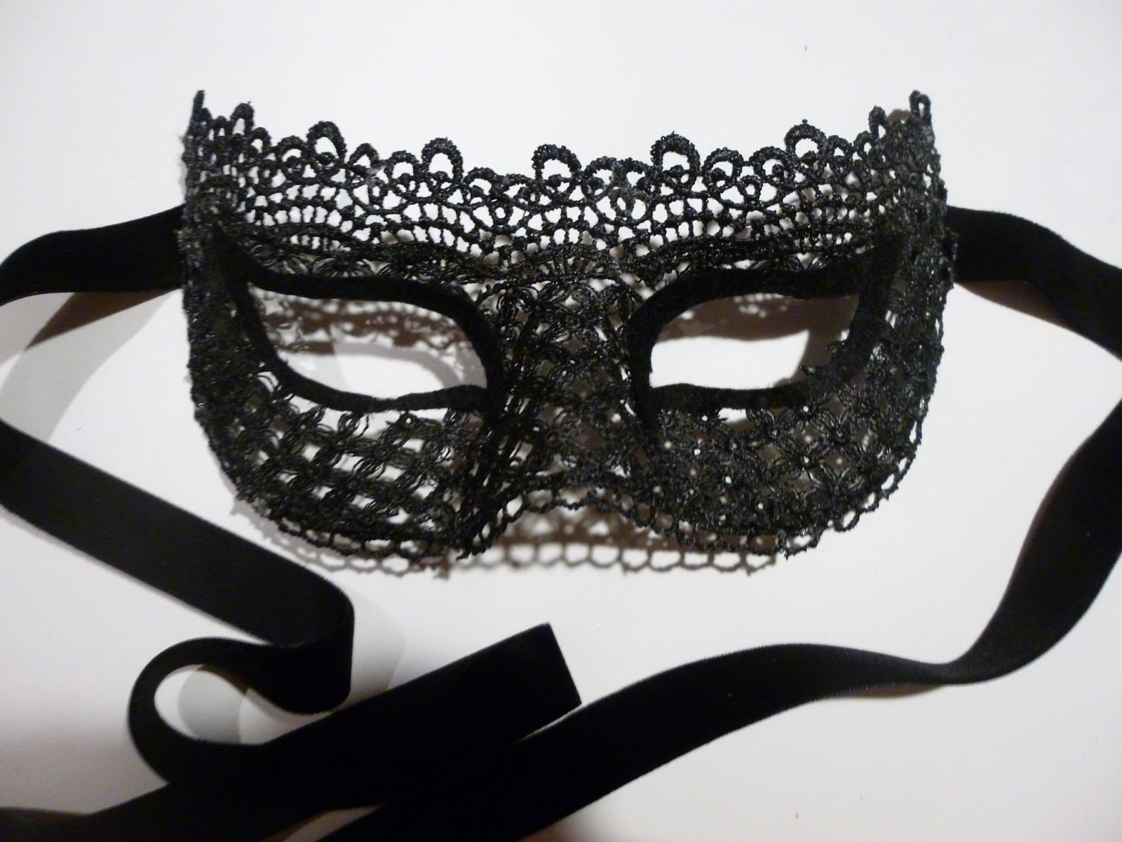 Masquerade Masks DIY
 SickChick DIY Lace Masquerade Mask