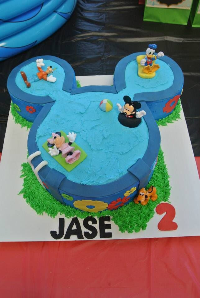 Mickey Mouse Beach Party Ideas
 Mickey Mouse themed pool party cake