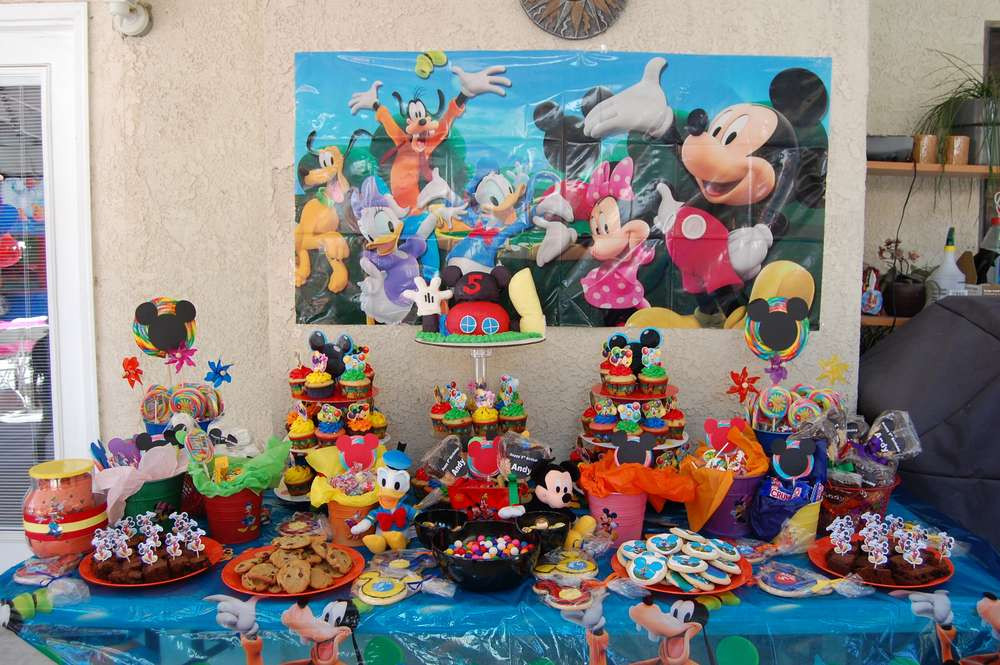 Mickey Mouse Pool Party Ideas
 6 Easy Mickey Mouse Party Games