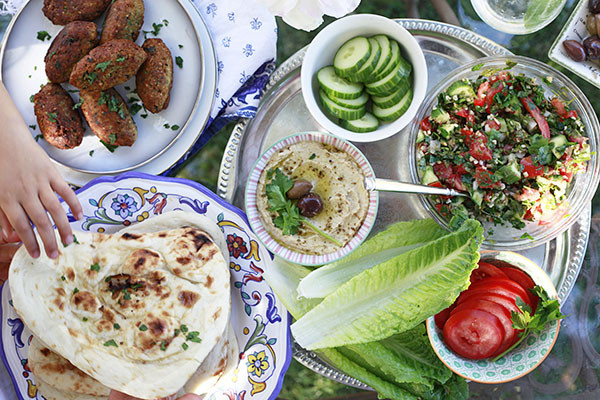 Middle Eastern Dinner Party Ideas
 A Simple Middle Eastern Dinner with An Edible Mosaic