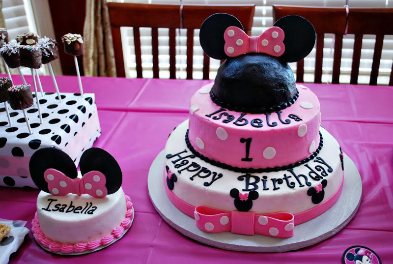 Minnie Mouse 1St Birthday Party Ideas
 Minnie Mouse Party Ideas Design Dazzle