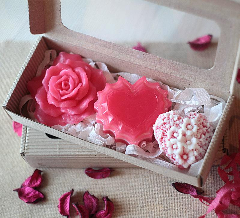 Mother Day Gift Ideas For Girlfriend
 Handmade Heart And Pink Rose Soap Set Valentines Day Gift