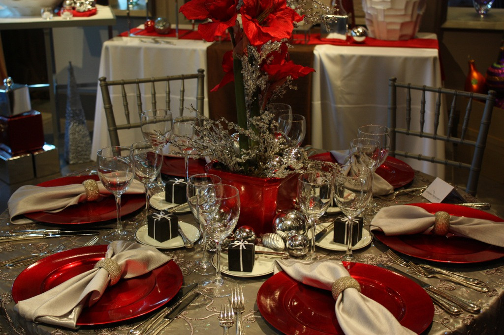 Office Holiday Party Decorating Ideas
 4 Tips for an Epic Holiday fice Party WM EventsWM Events
