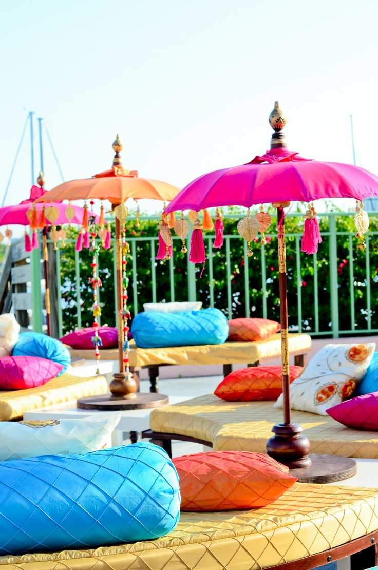 Outdoor Beach Party Ideas
 6 Amazing Mehndi Party Ideas for the Perfect Night