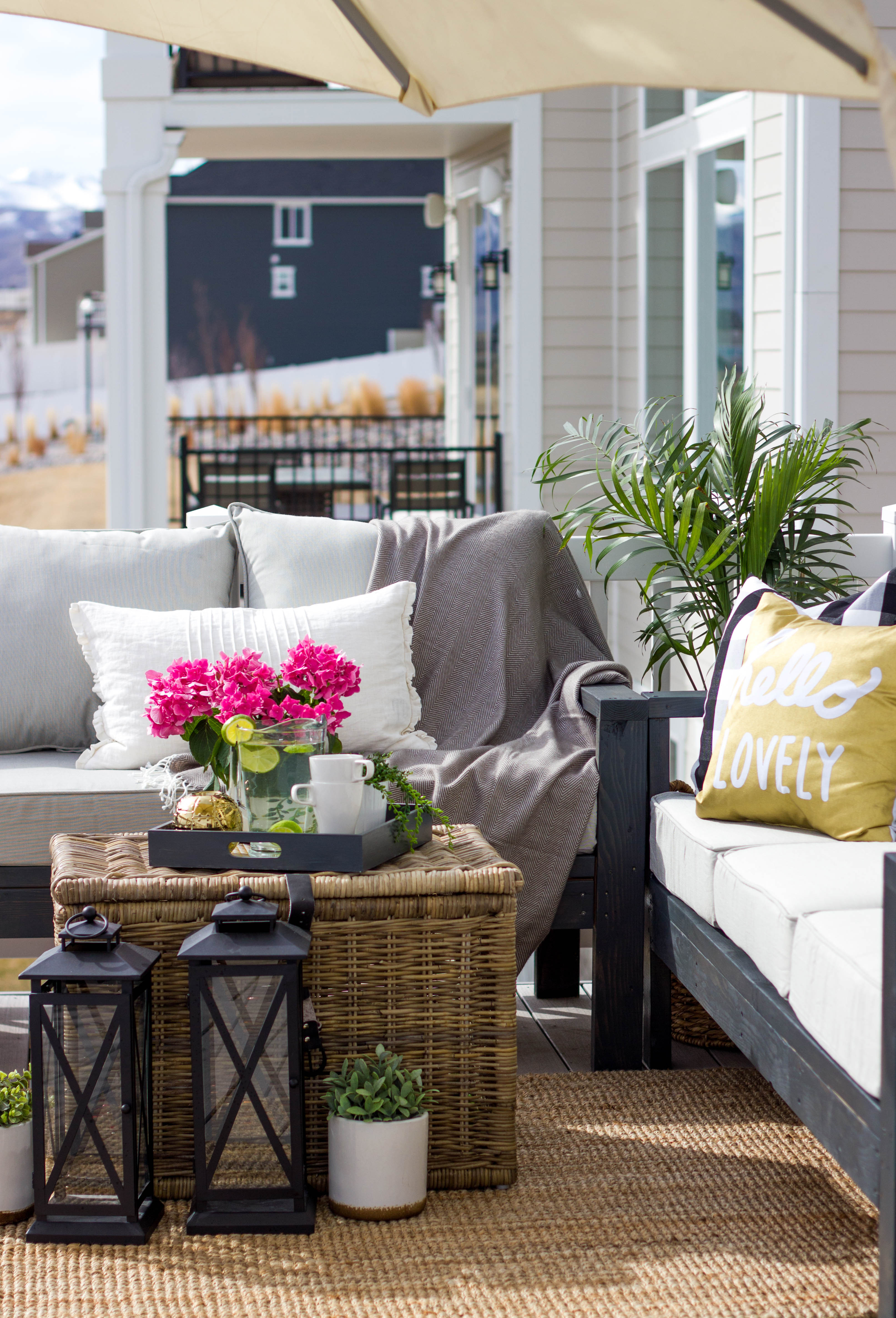 Outdoor Couch DIY
 DIY Outdoor Furniture HoneyBear Lane